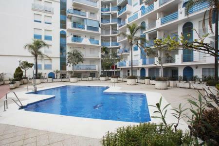 Apartment Vista Al Faro Estepona